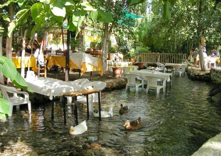 A view from a restaurant in Bozüyük